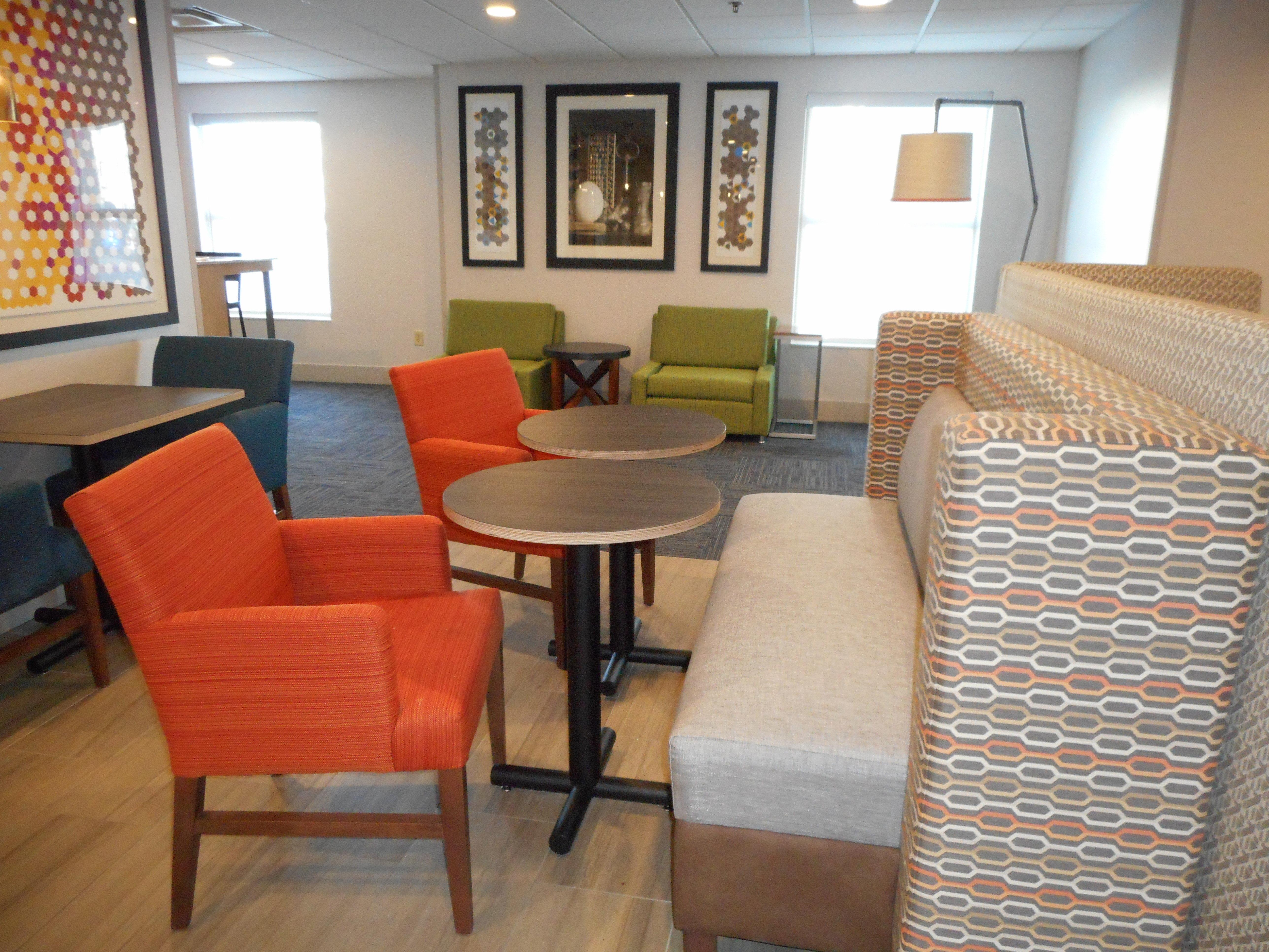 Holiday Inn Express Fairfield By Ihg Eksteriør billede