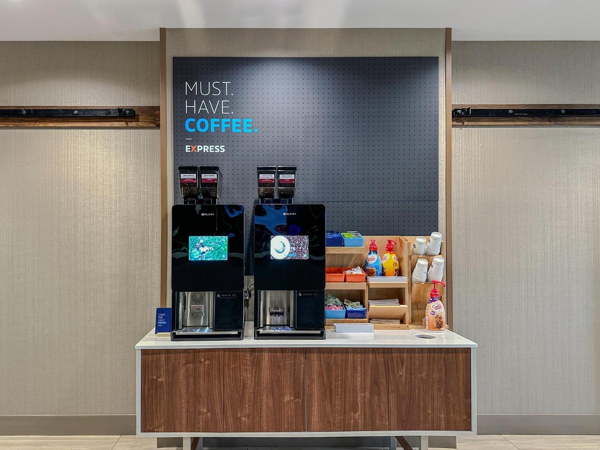Holiday Inn Express Fairfield By Ihg Eksteriør billede