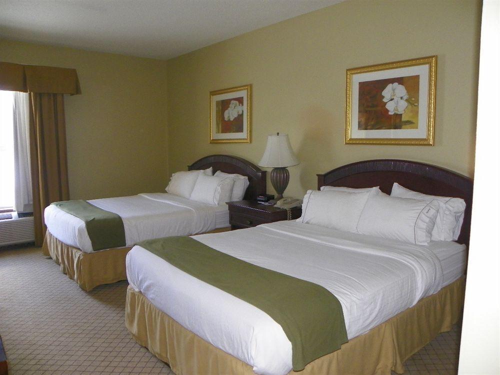 Holiday Inn Express Fairfield By Ihg Eksteriør billede