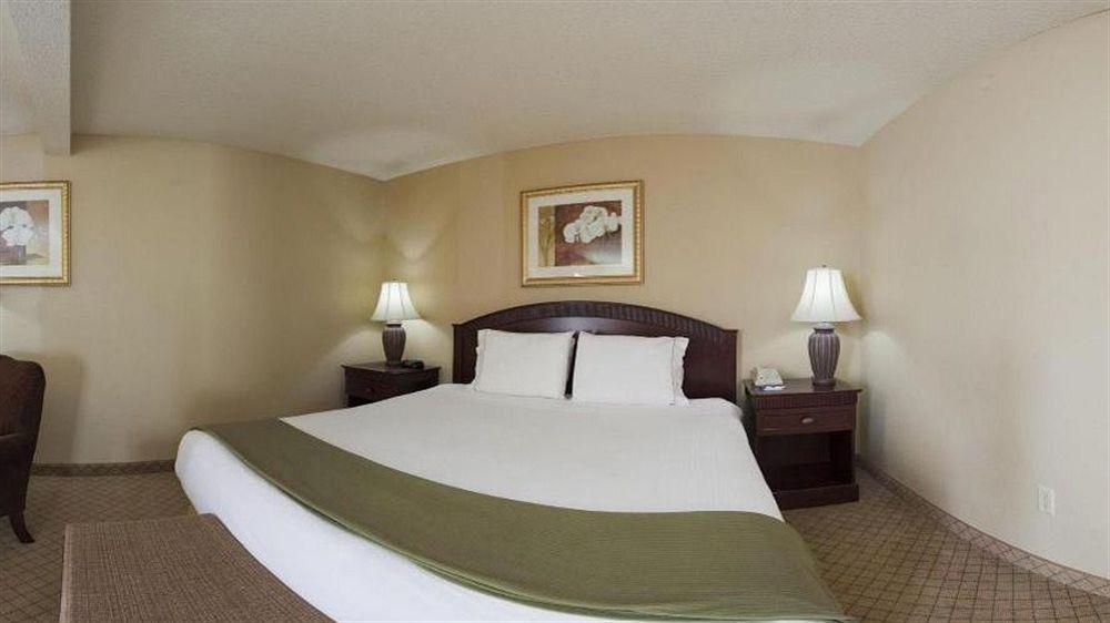 Holiday Inn Express Fairfield By Ihg Eksteriør billede