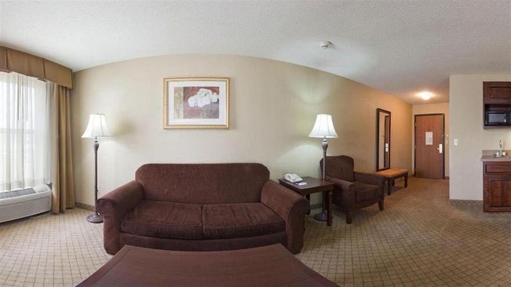 Holiday Inn Express Fairfield By Ihg Eksteriør billede