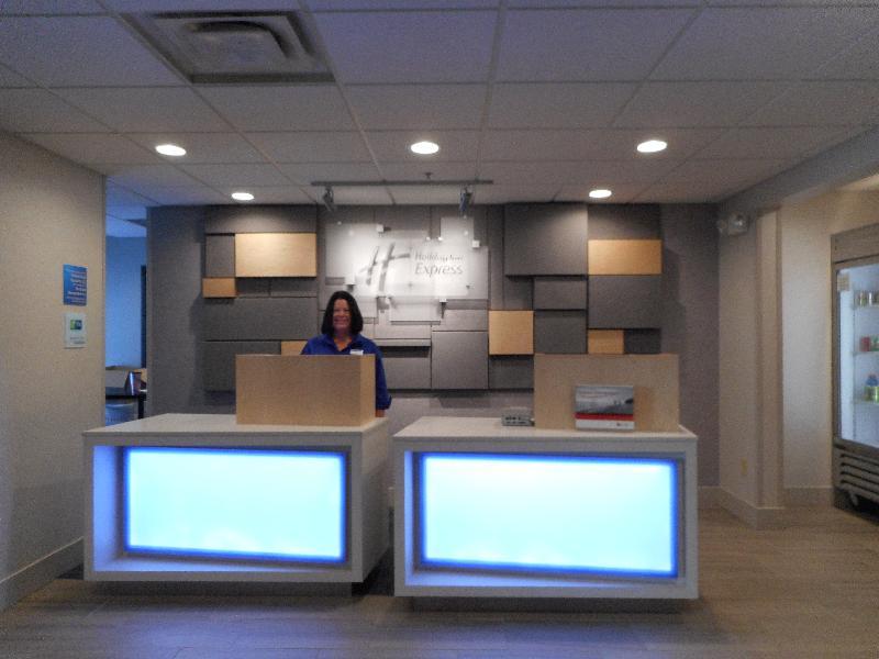 Holiday Inn Express Fairfield By Ihg Eksteriør billede